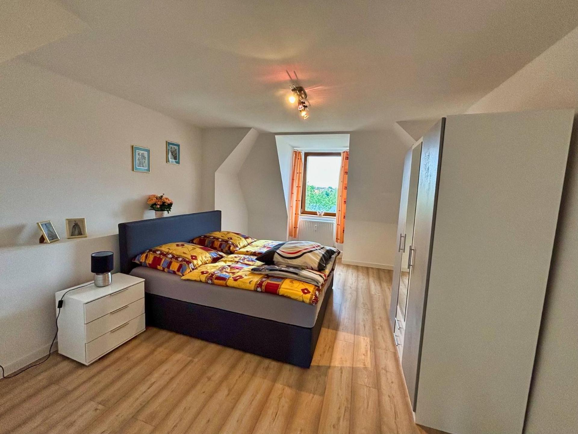 Apartment Fw 90 - Gemuetliche Dachgeschosswohnung Mit Ausblick *